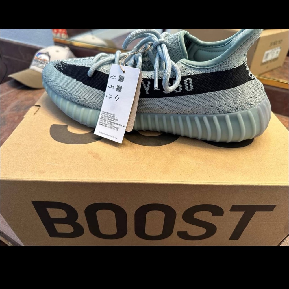Brand new Yeezy boost 350 v2 size 10 men color teal with tags and original box